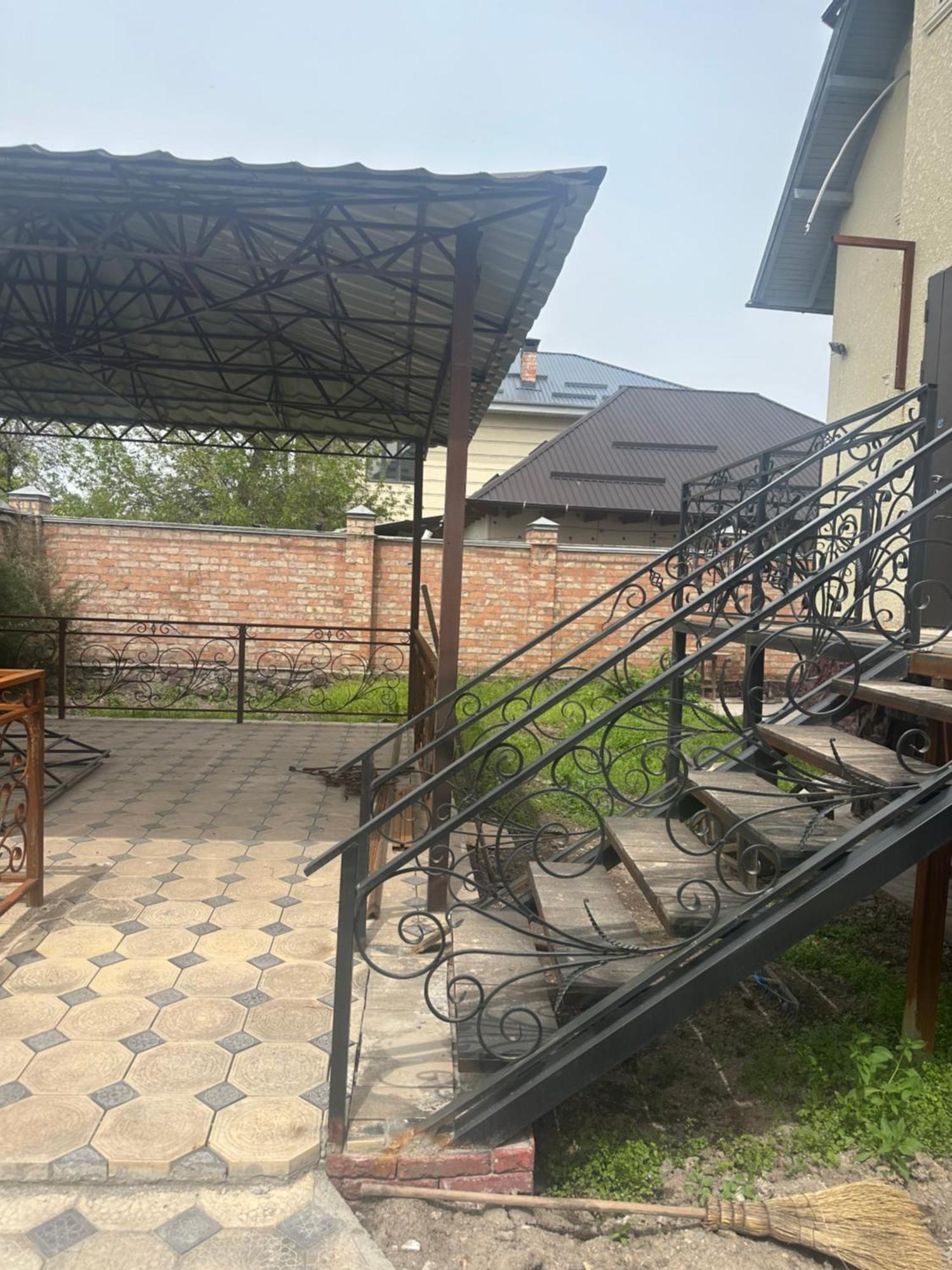 Amanat-Guesthouse Bishkek Exterior photo